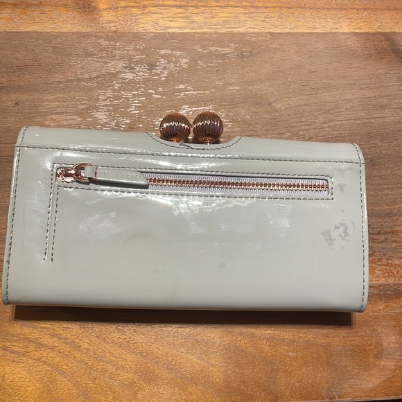 TED BAKER - Wallet- Patent Leather - Picture 8 of 12